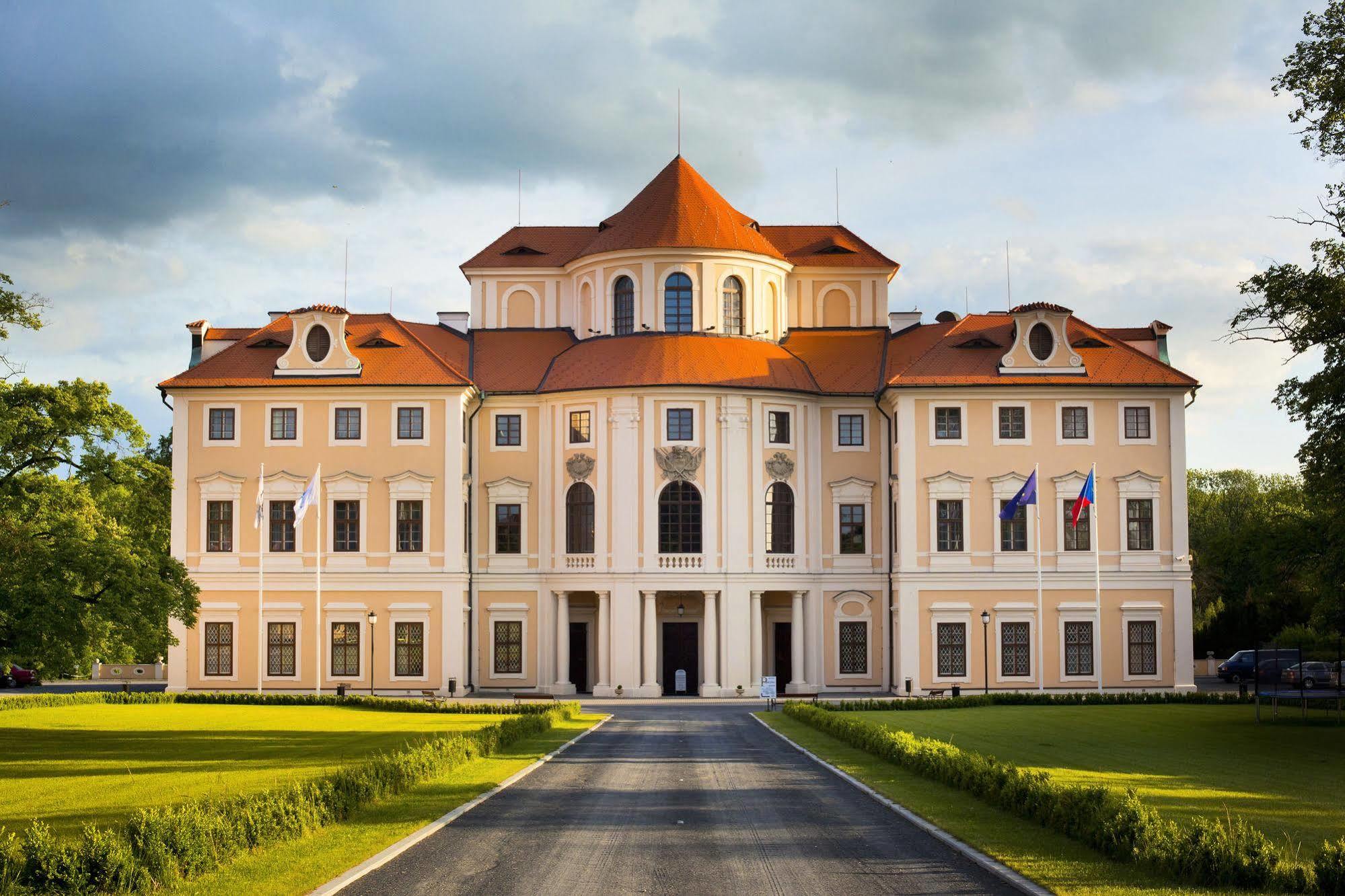 Château Liblice Byšice Exterior foto